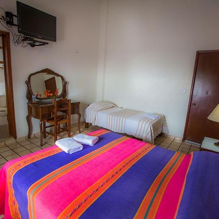 Hostal La Parroquia En Comala Εξωτερικό φωτογραφία